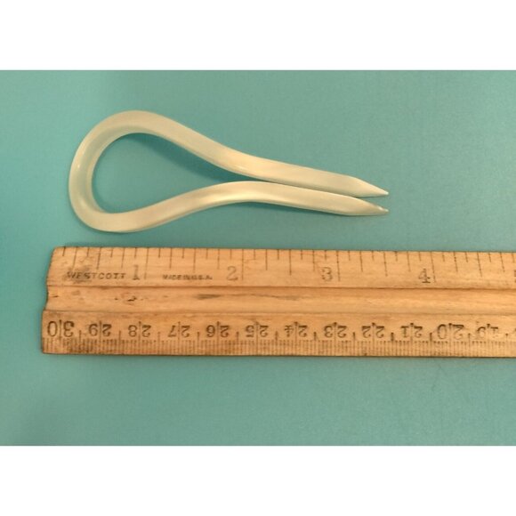 White Hairpin Bobby Hair  Pick Bun Stick Fork Double Prong Plastic New - Picture 3 of 3
